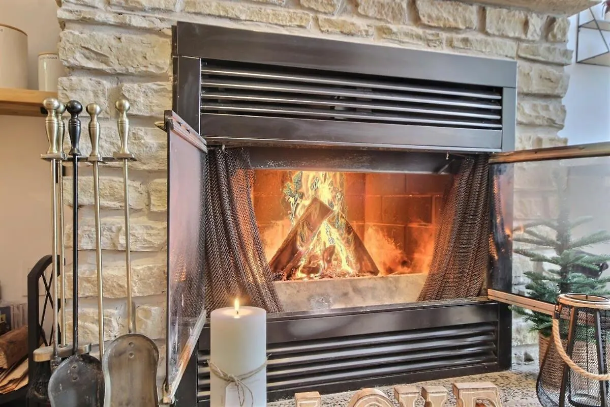 Apartment Enchanting Loft Fireplace Ac Quebec Downtown